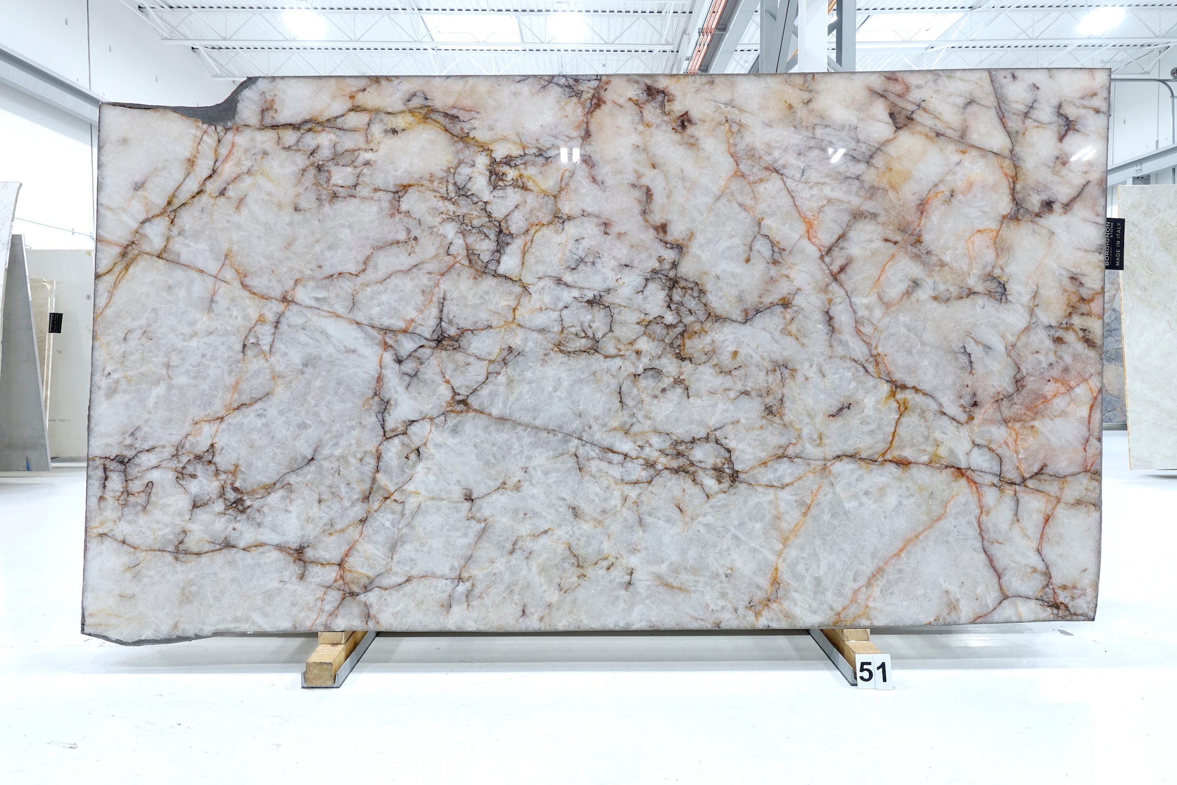 AURORA GOLD 2CM QUARTZITE