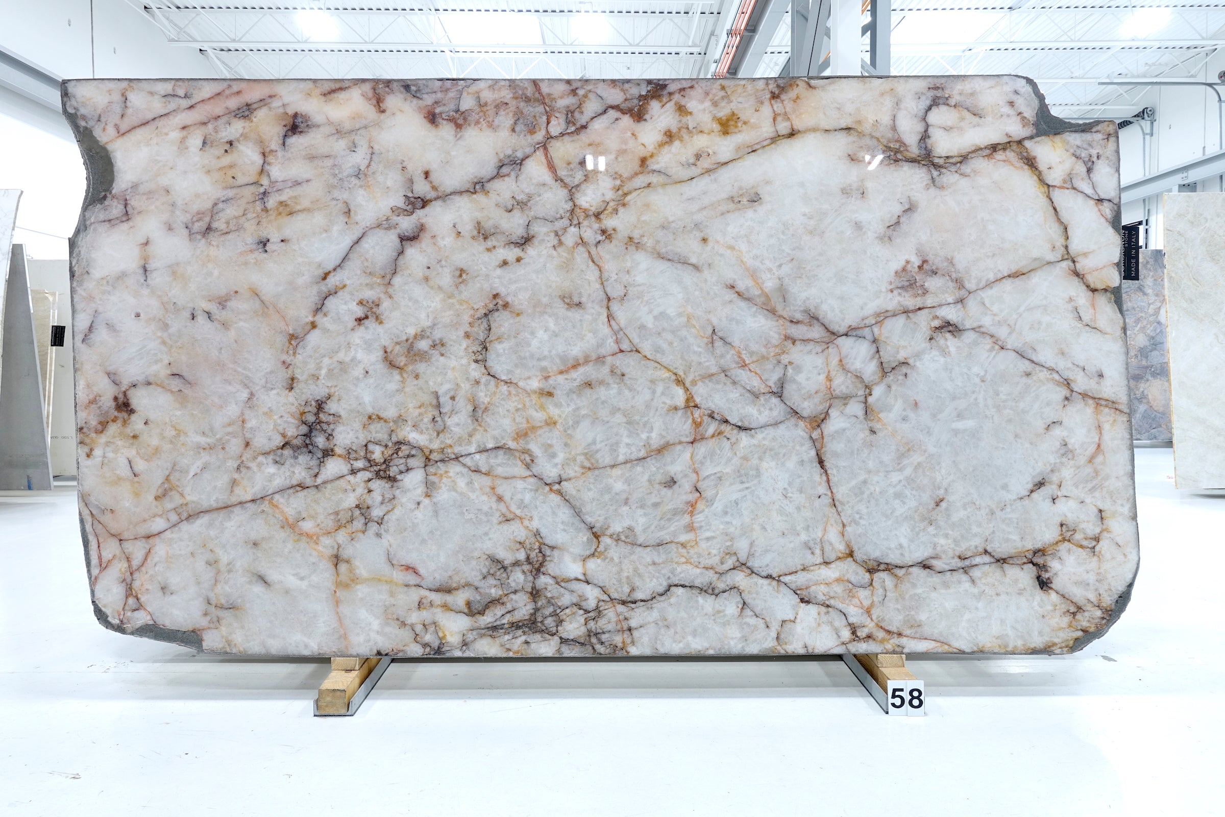 AURORA GOLD 2CM QUARTZITE