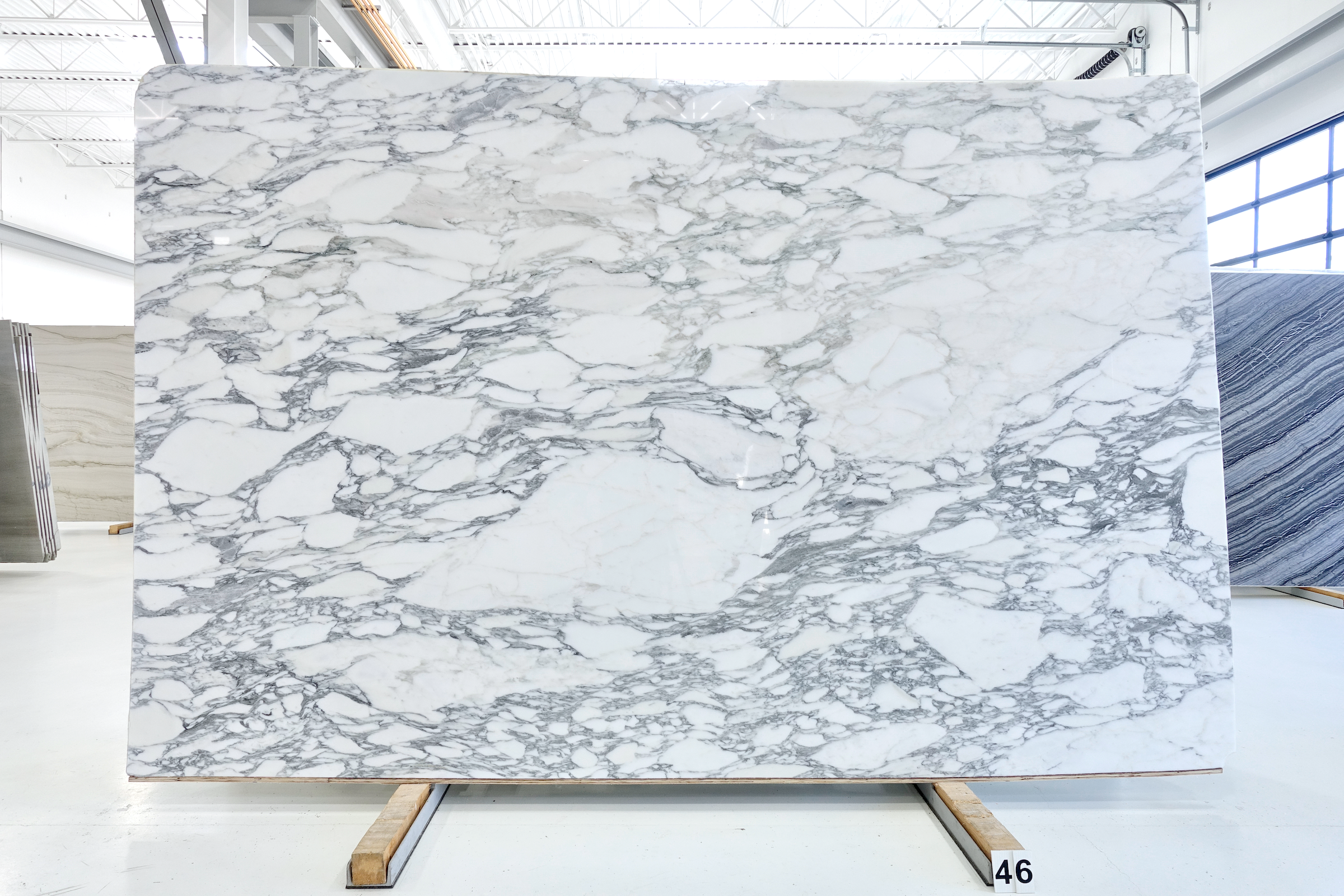 CALACATTA CORCHIA 2CM MARBLE