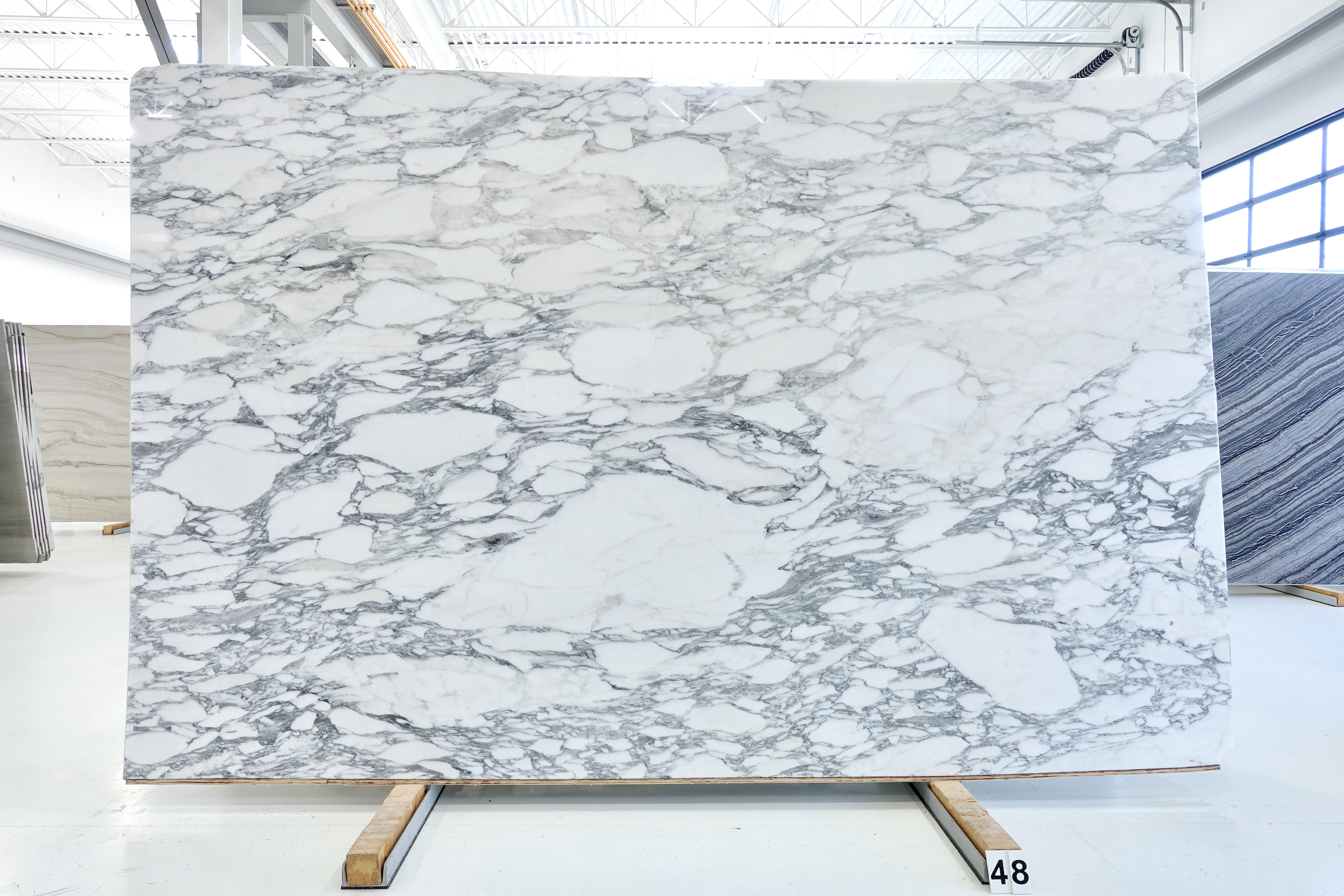 CALACATTA CORCHIA 2CM MARBLE