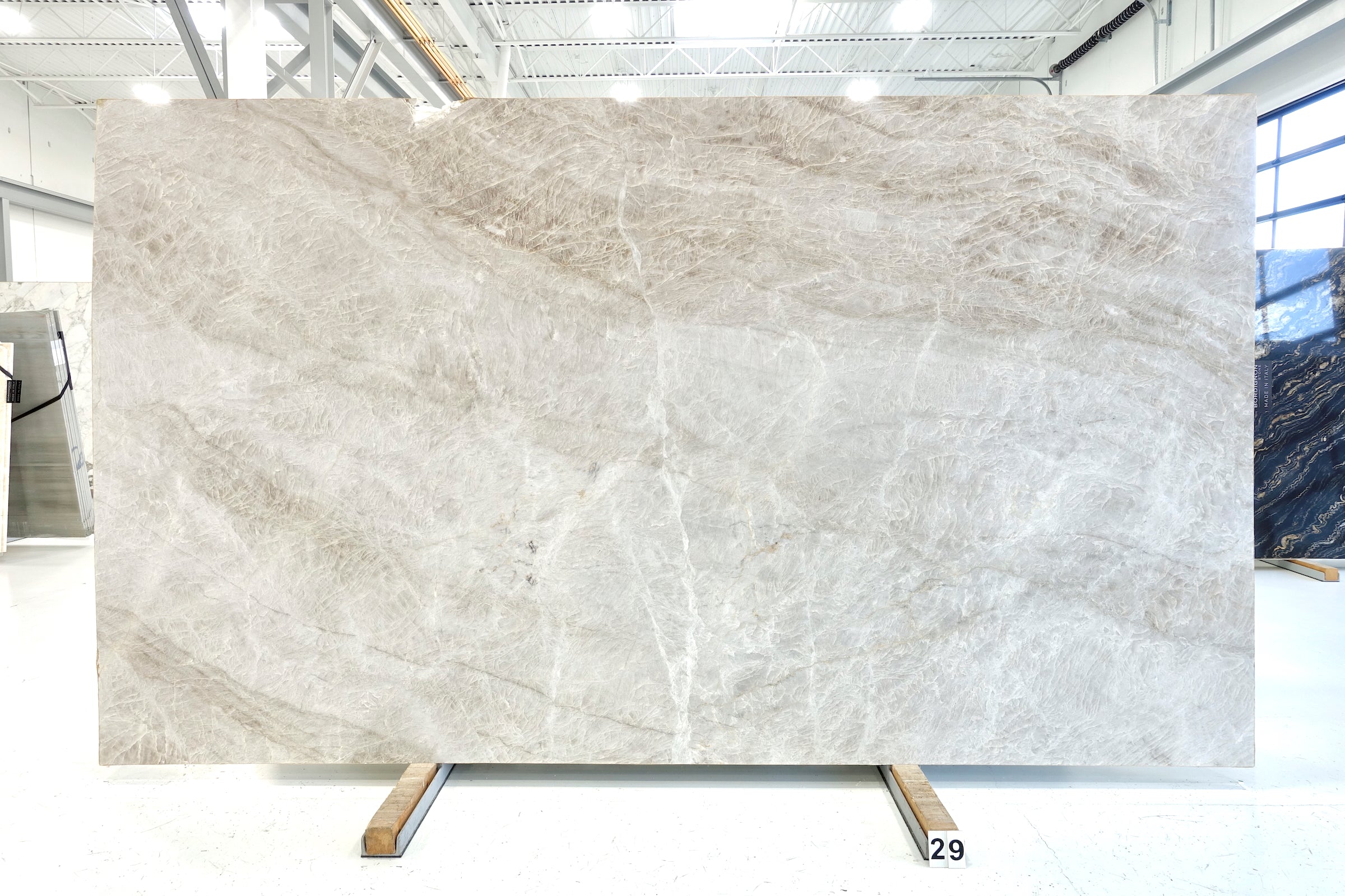 MONTEBELLO QUARTZITE 2CM Block #335