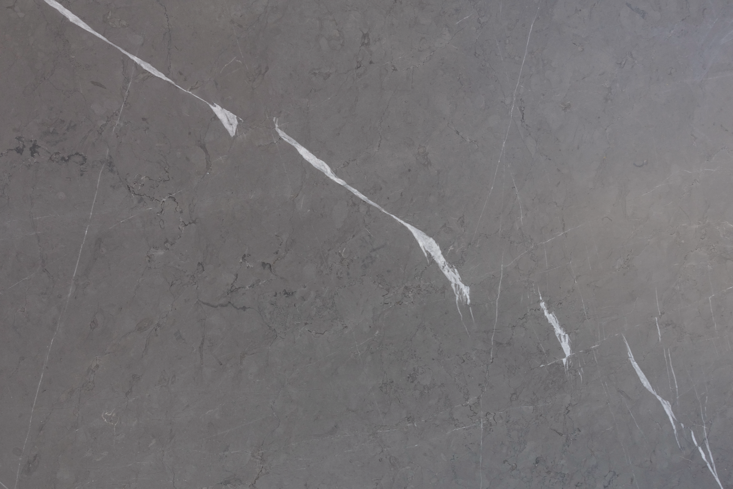 PIETRA GREY 2CM MARBLE HONED