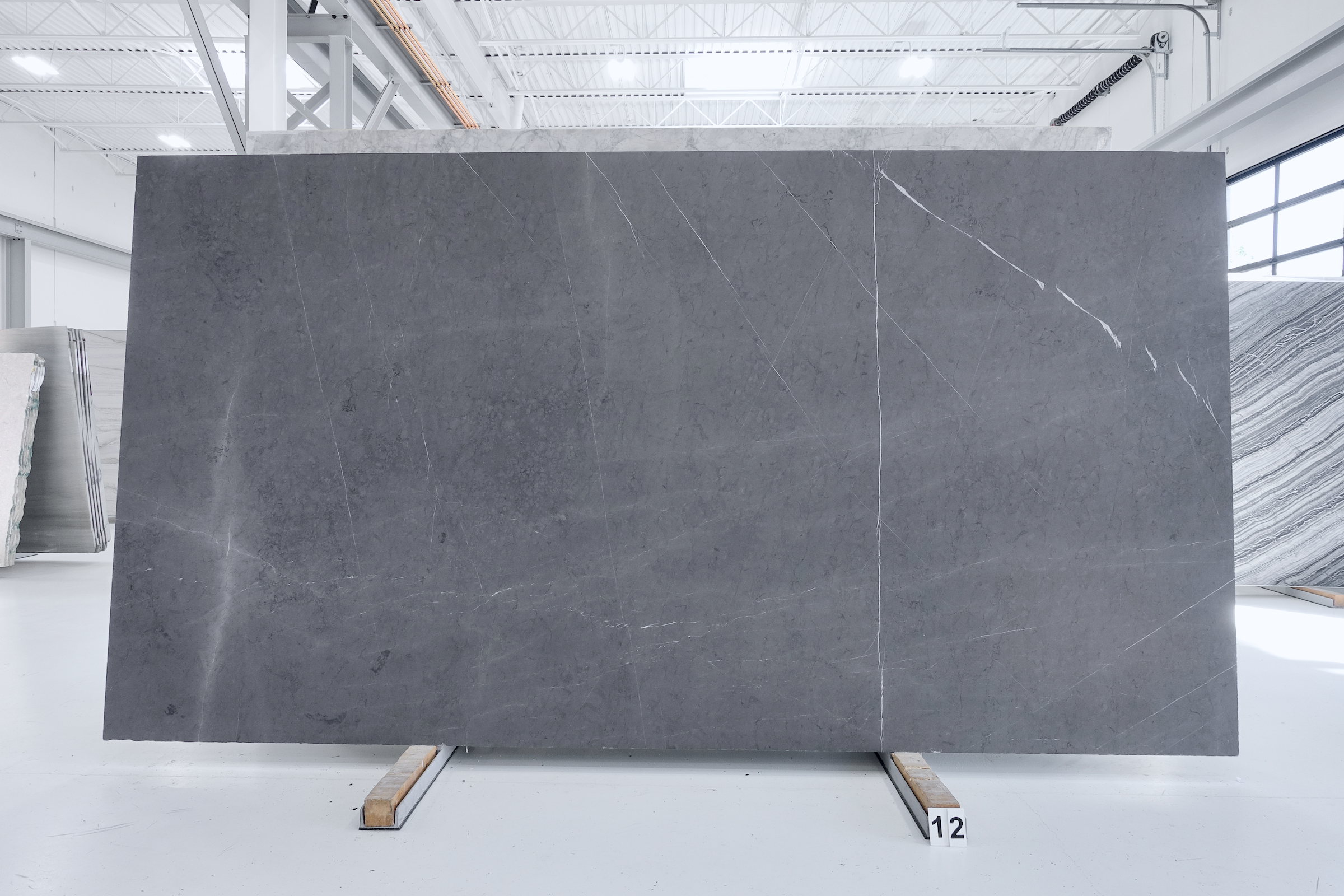 PIETRA GREY 2CM MARBLE HONED