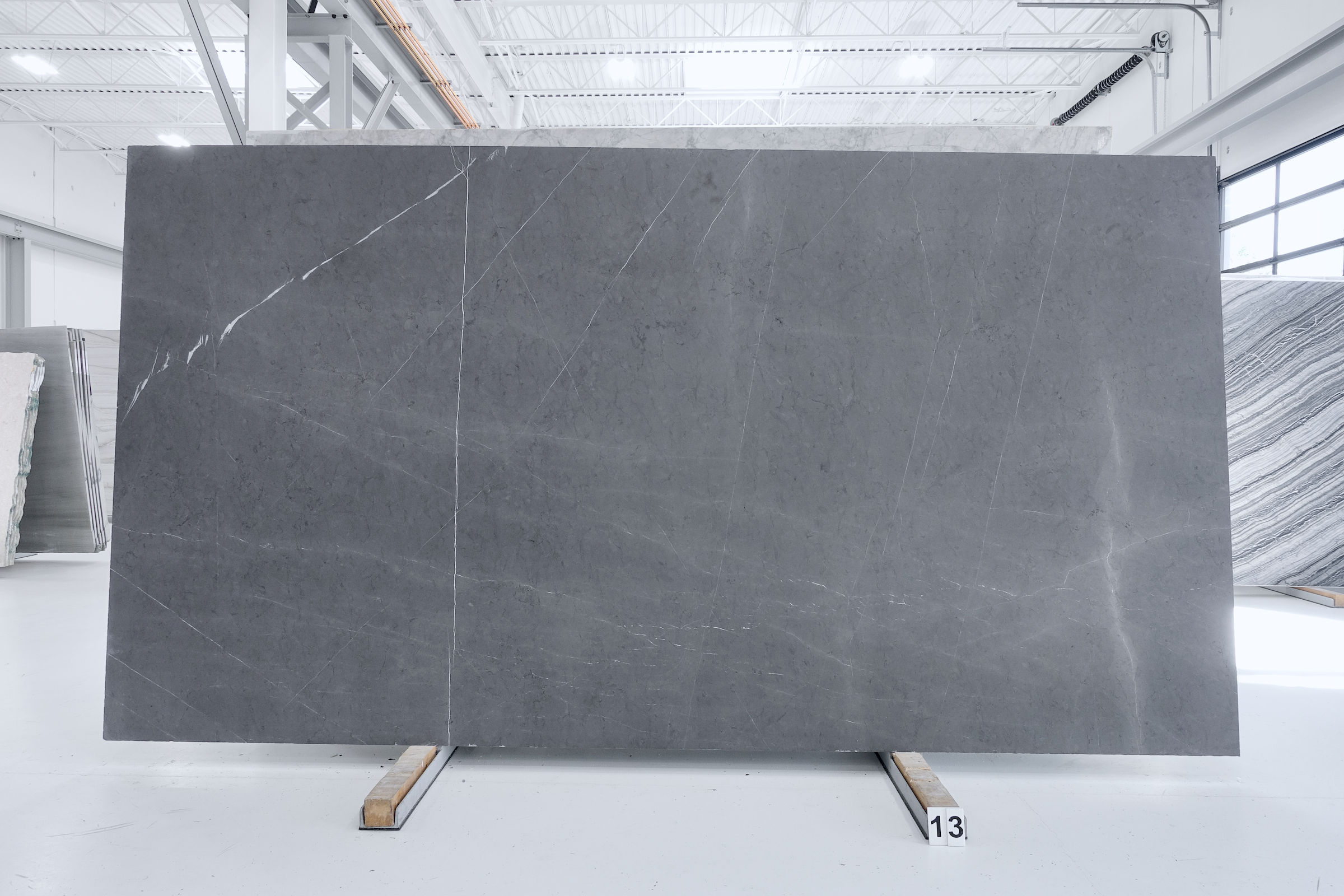 PIETRA GREY 2CM MARBLE HONED