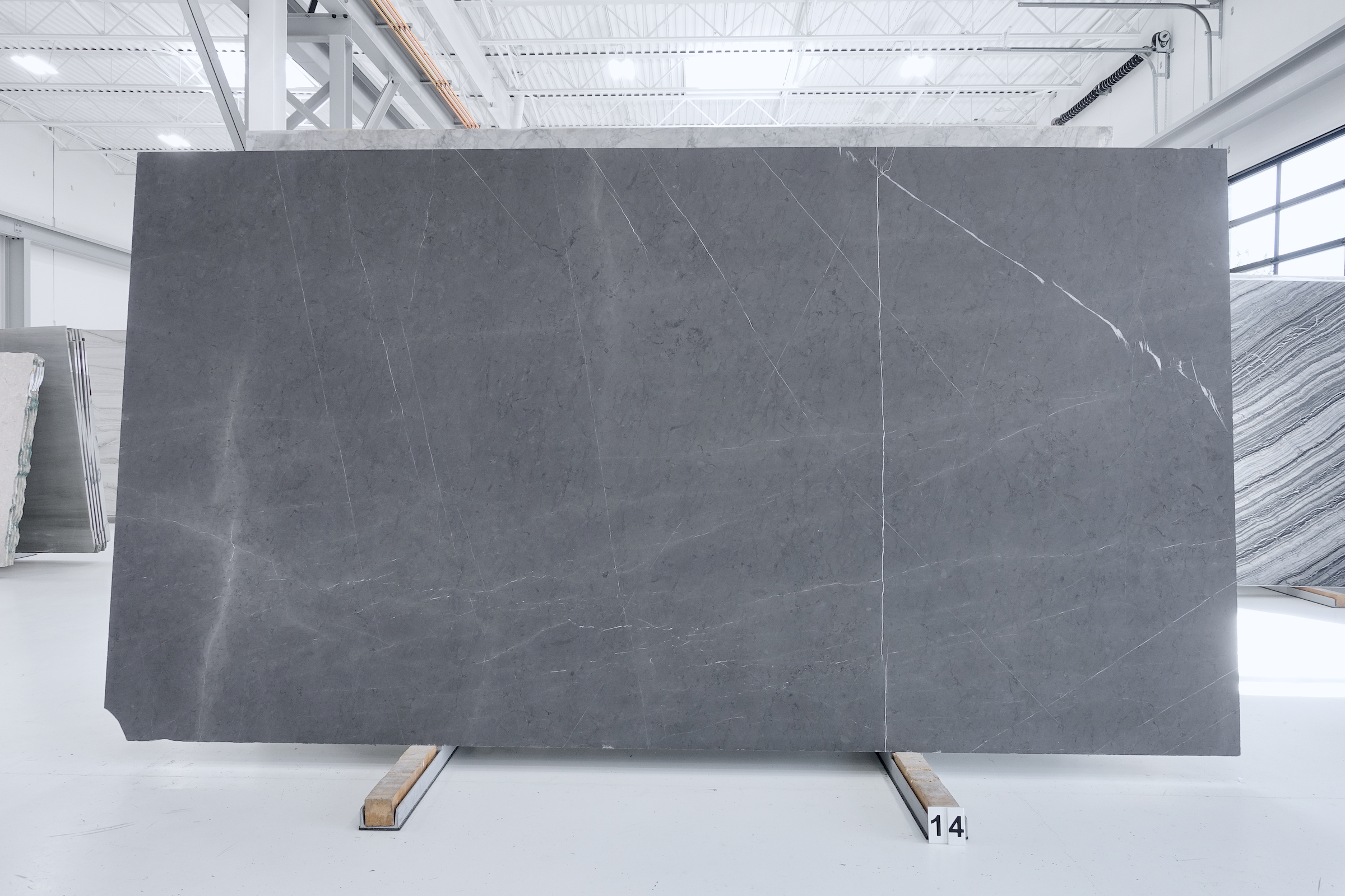 PIETRA GREY 2CM MARBLE HONED