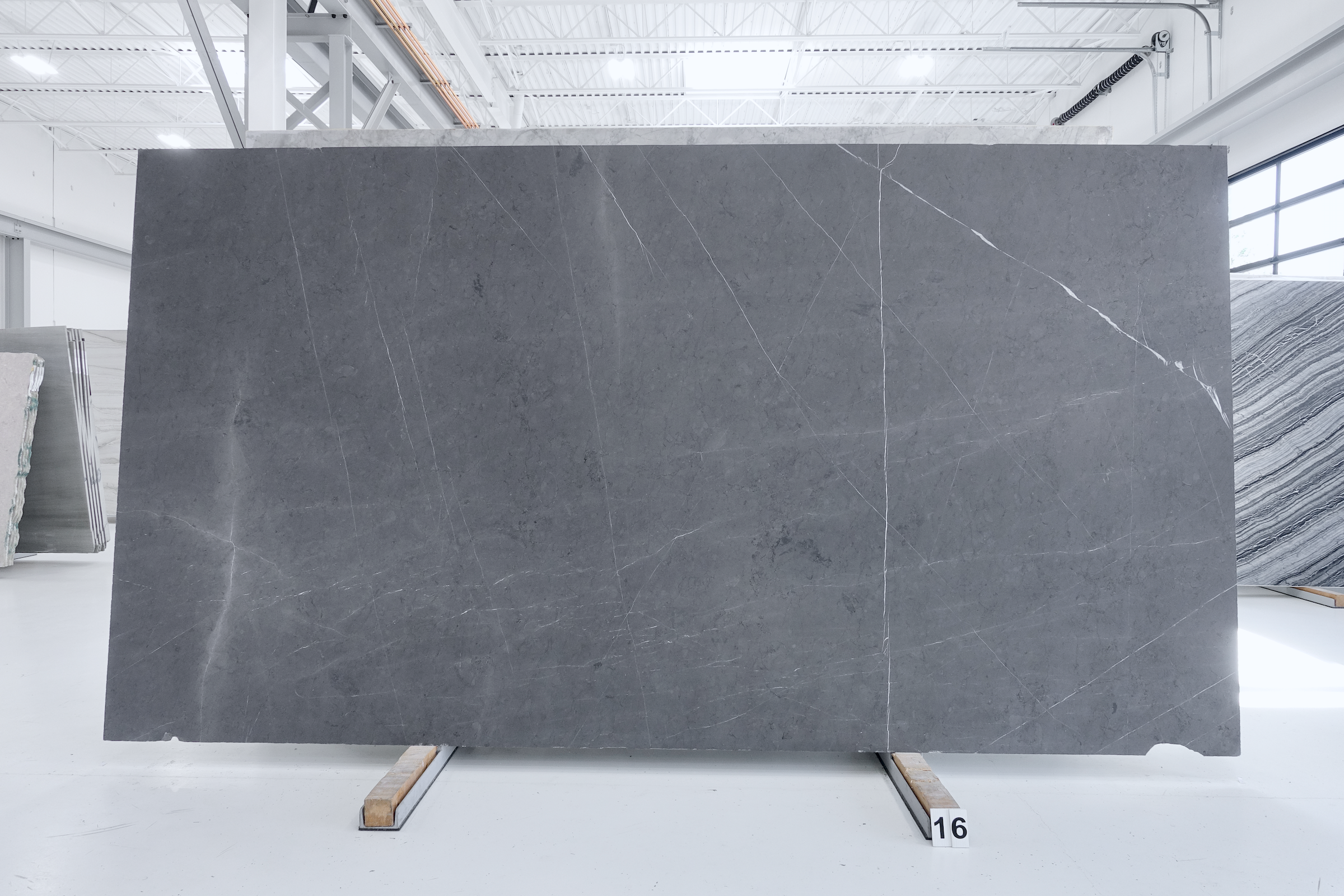 PIETRA GREY 2CM MARBLE HONED