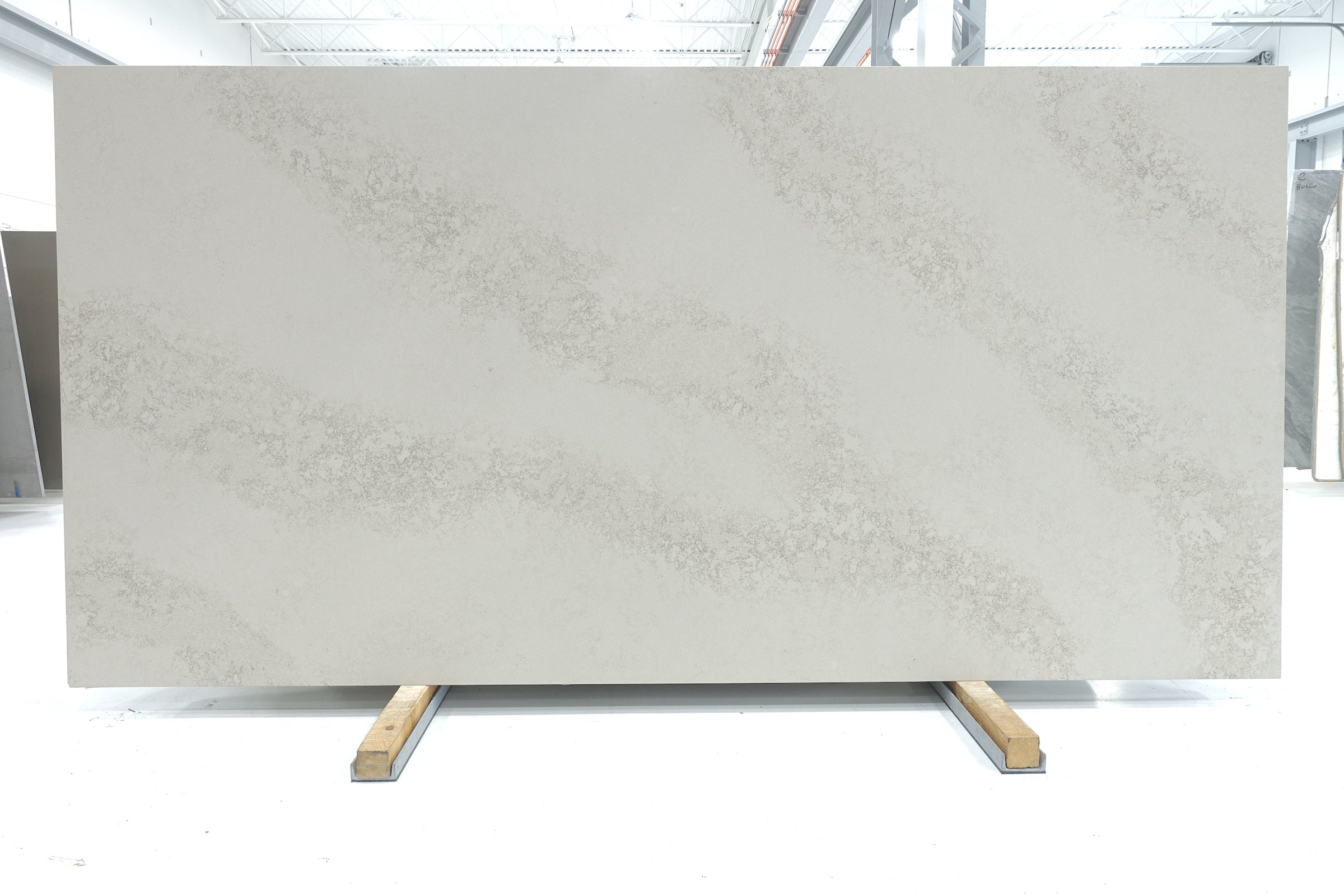 LIDO QUARTZ ROCCA HONED LQ726