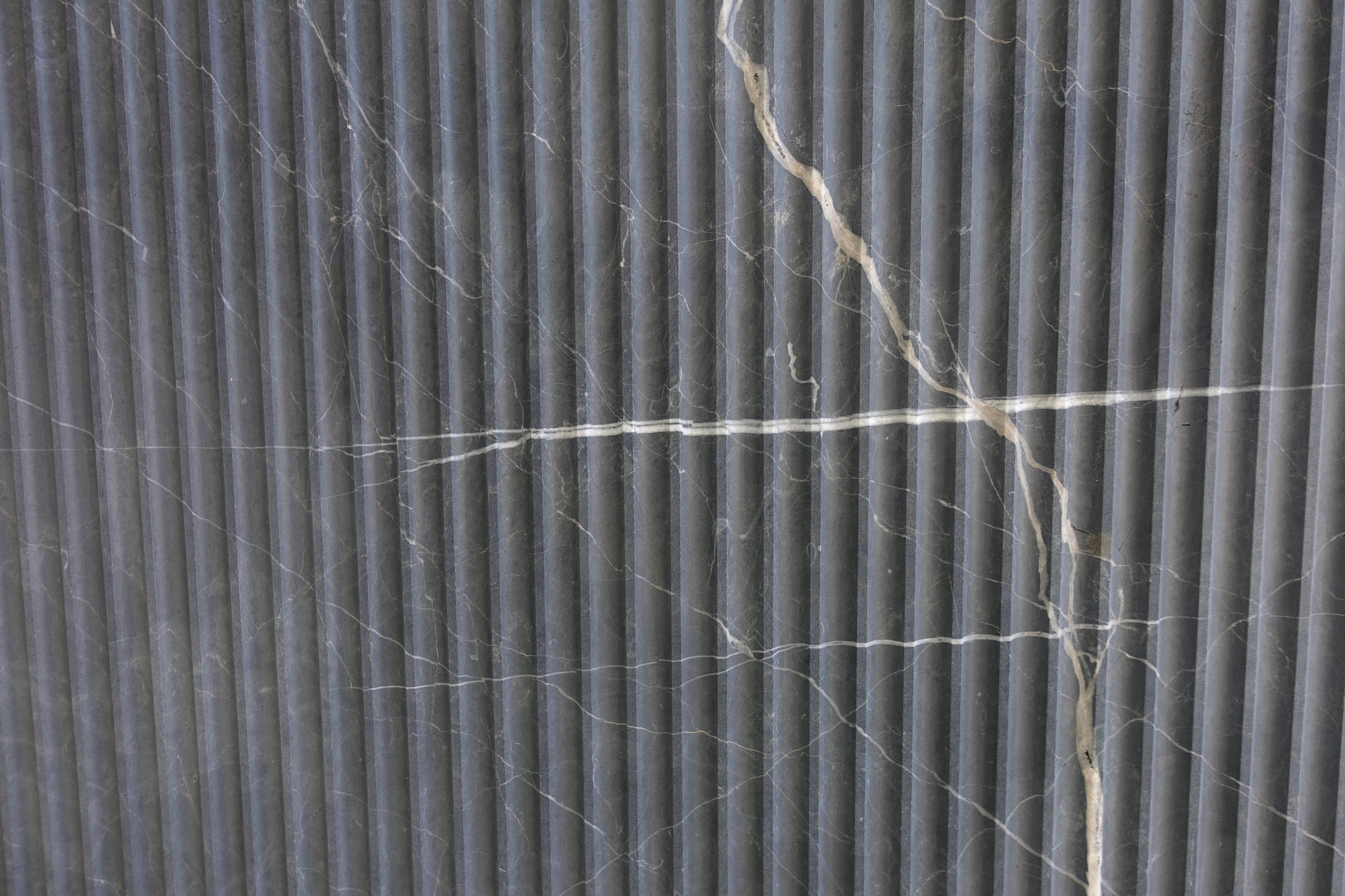 SAN LORENZO 2CM FLUTED MARBLE