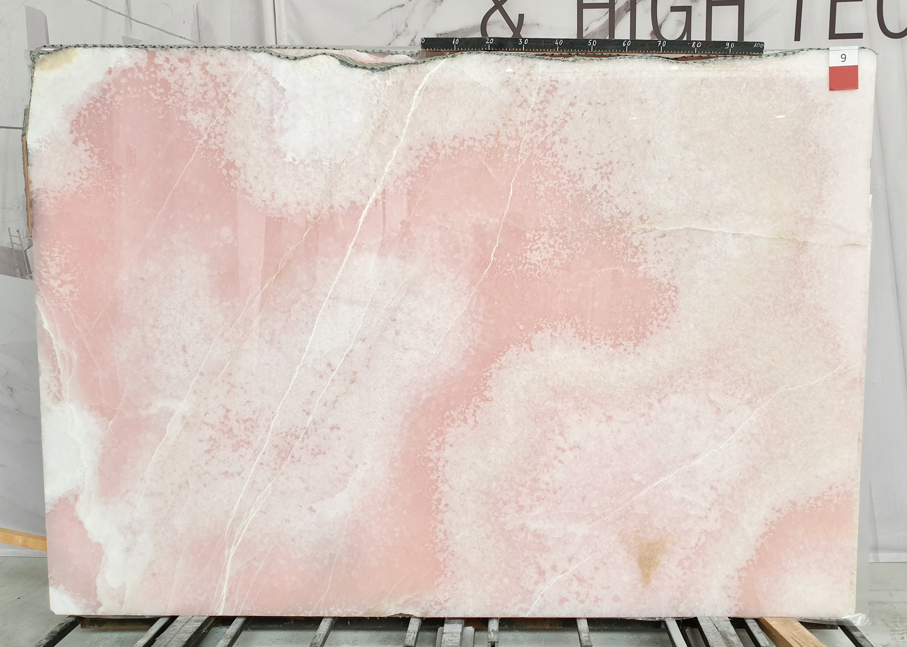 PINK ONYX 2CM POLISHED