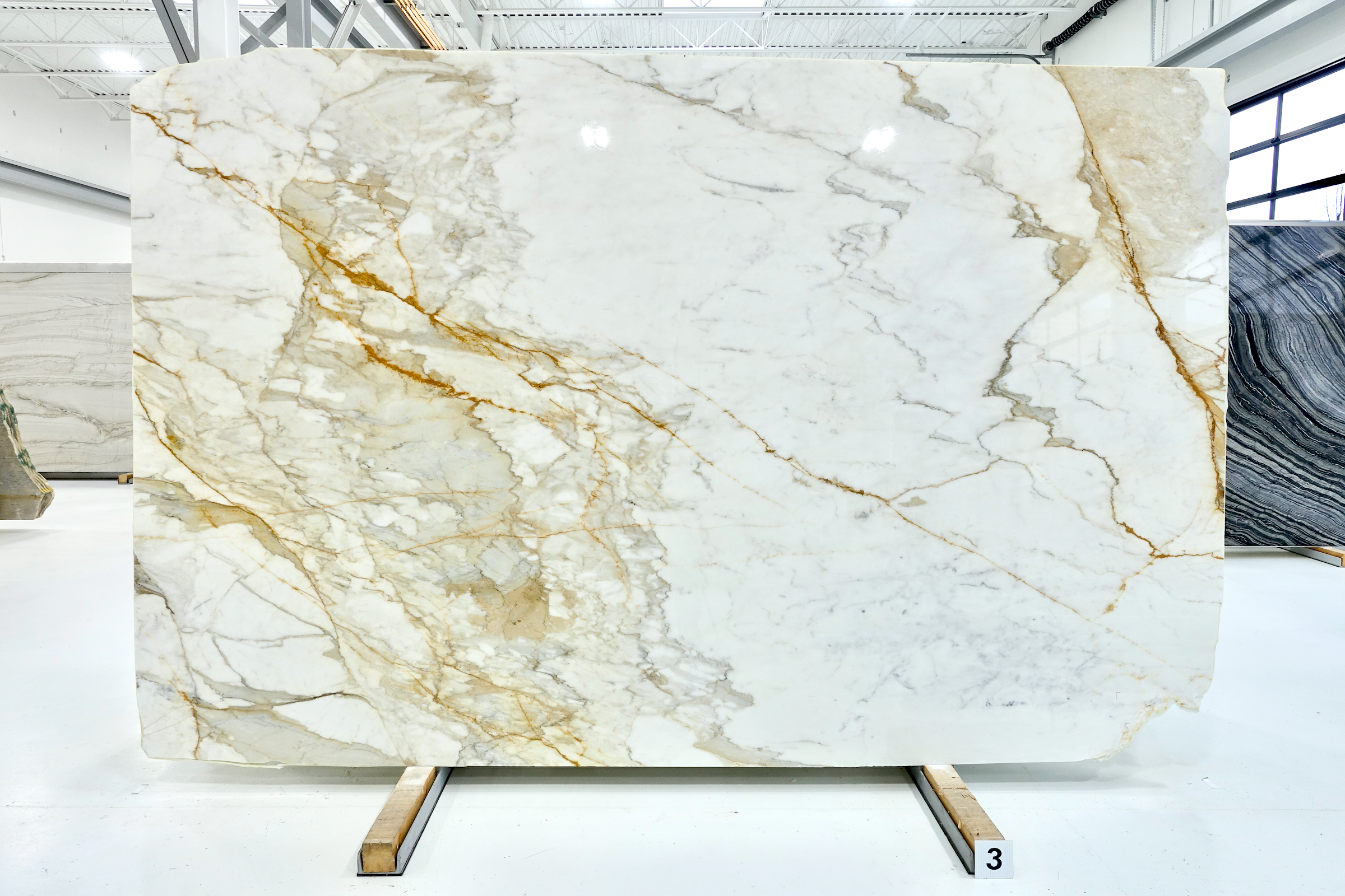 CALACATTA VECCHIA GOLD 2CM MARBLE