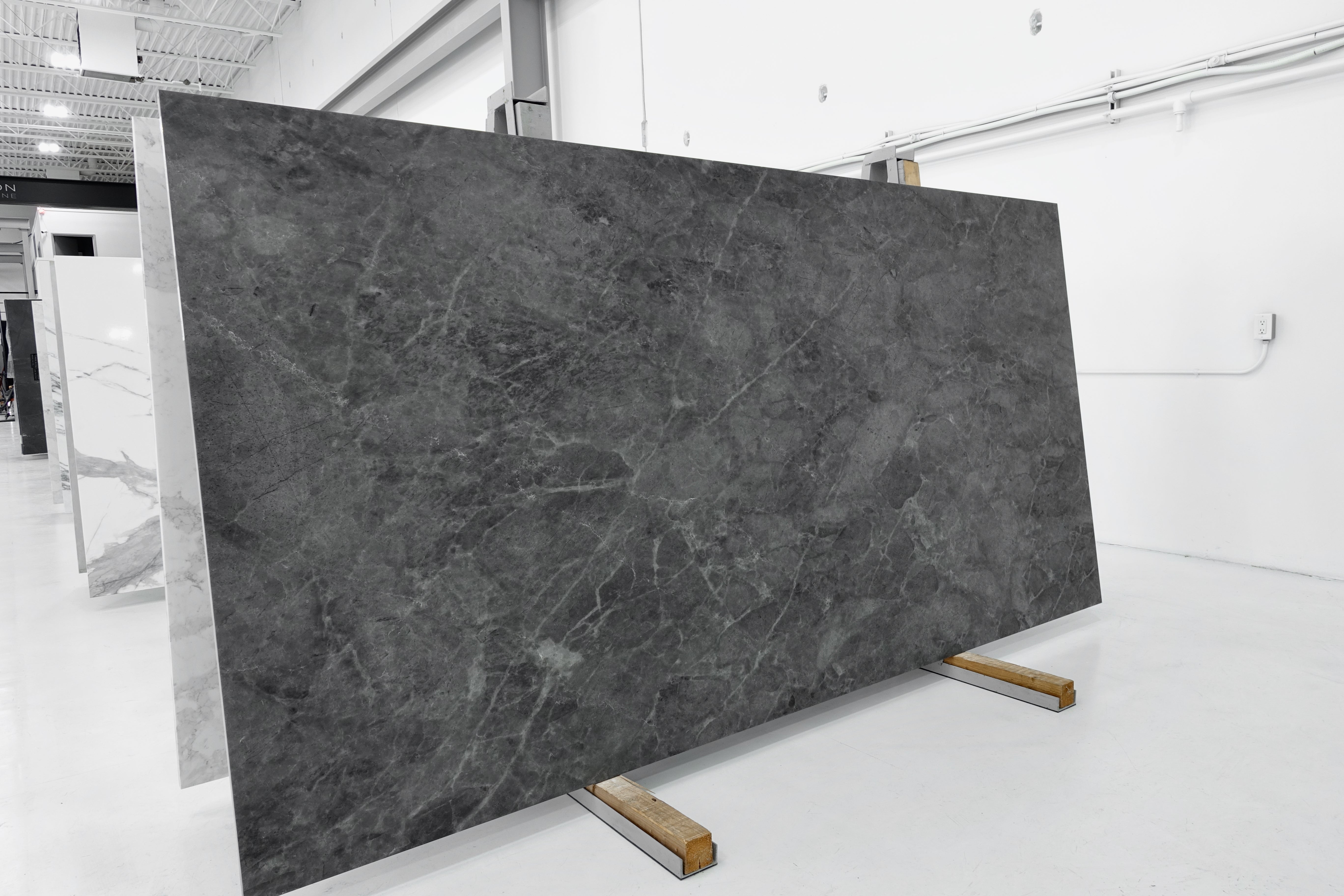 SLABB DESIGNS LEVORO SD310