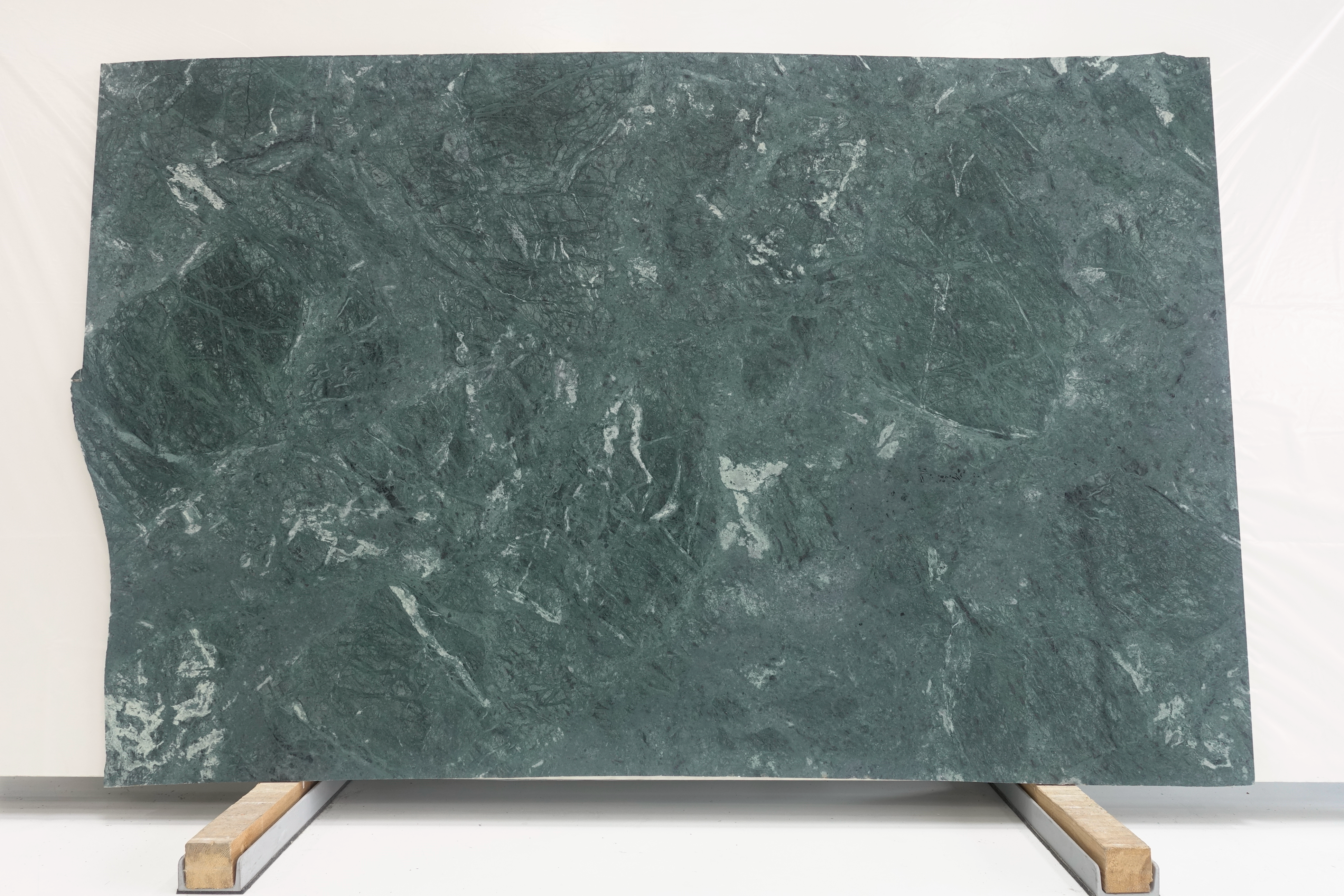 FOREST GREEN 2CM MARBLE